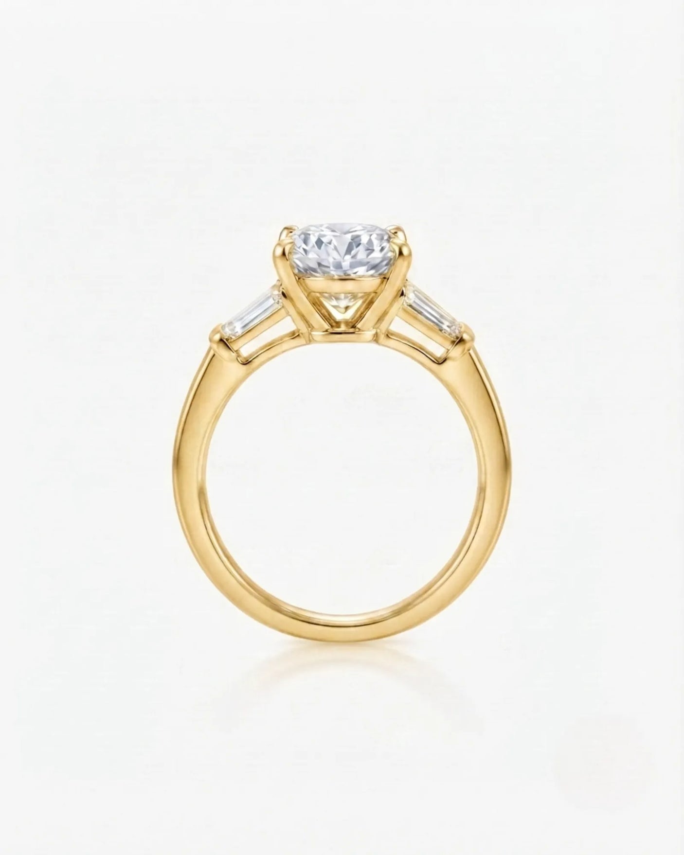 Terzo Tesoro – Natural Round Diamond Three-Stone Engagement Ring