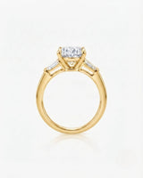 Terzo Tesoro – Natural Round Diamond Three-Stone Engagement Ring