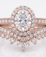 Oval Moissanite Engagement Ring in White Gold