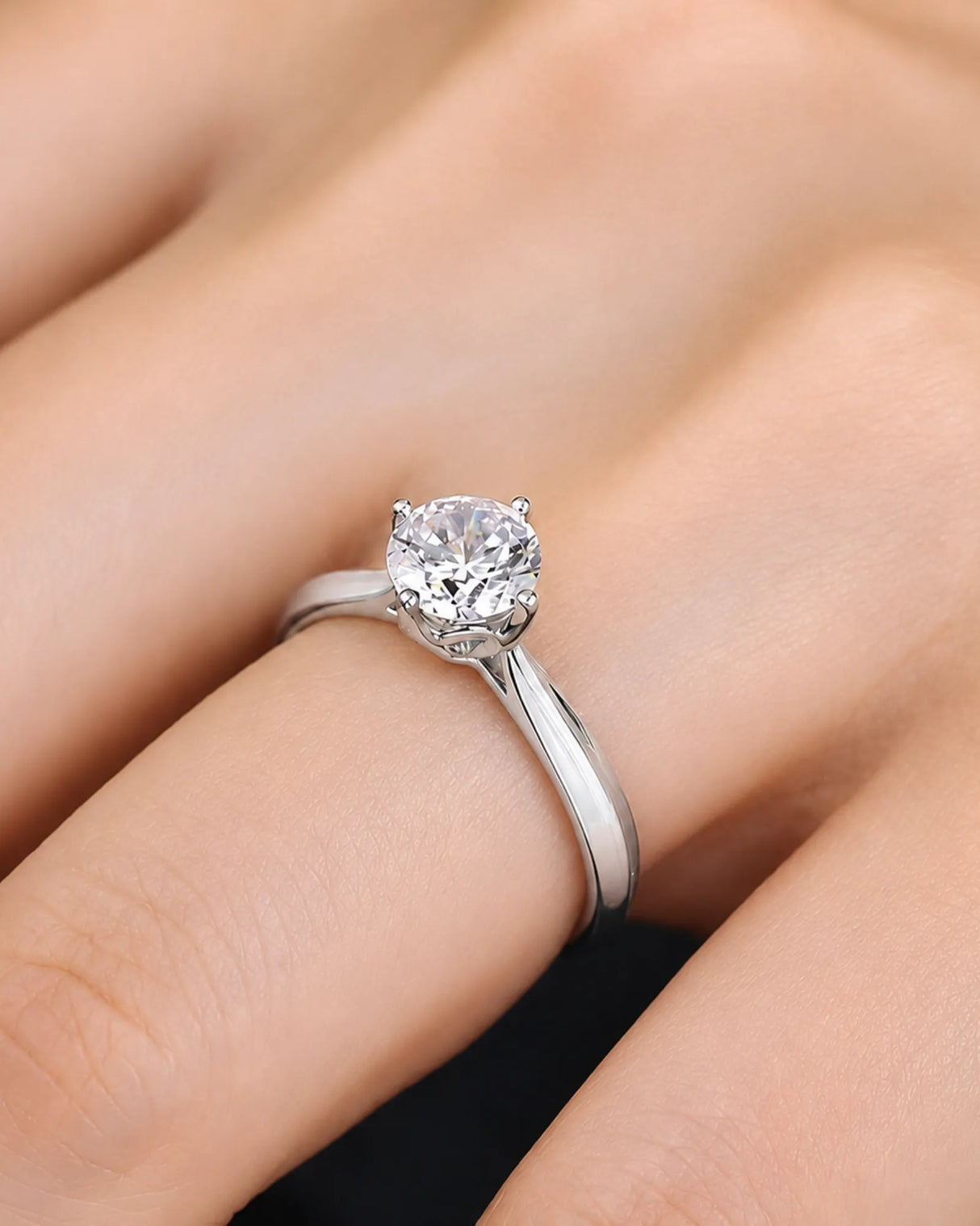Claudine – Natural Round Diamond Solitaire Engagement Ring