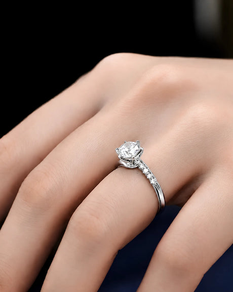 Saoirse – Natural Round Diamond Six-Prong Twisted-Shank Engagement Ring