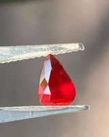 Gem report for 1.01 CTS Natural Ruby recording vivid red Pigeon Blood colour and no heating enhancement | SARATTI