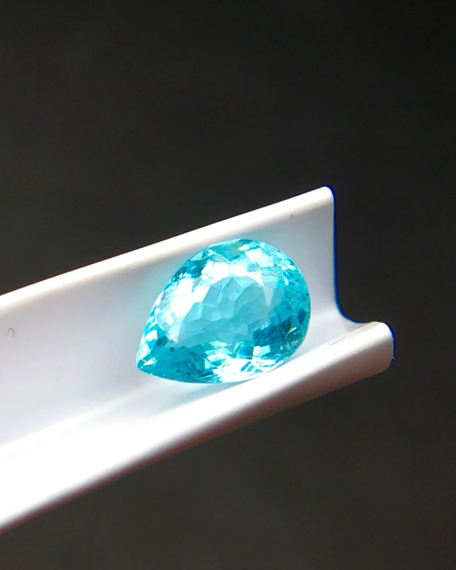 1.08ct Paraiba Tourmaline faceted loose gemstone | SARATTI