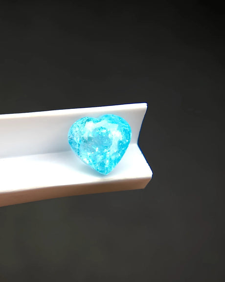 1.19ct Natural Paraiba-Type Tourmaline heart front view | SARATTI