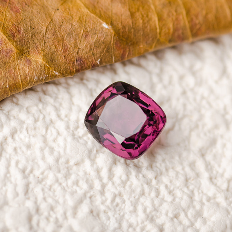 1.24-carat Cushion Cut Natural Purplish Pink Spinel Gem | Saratti