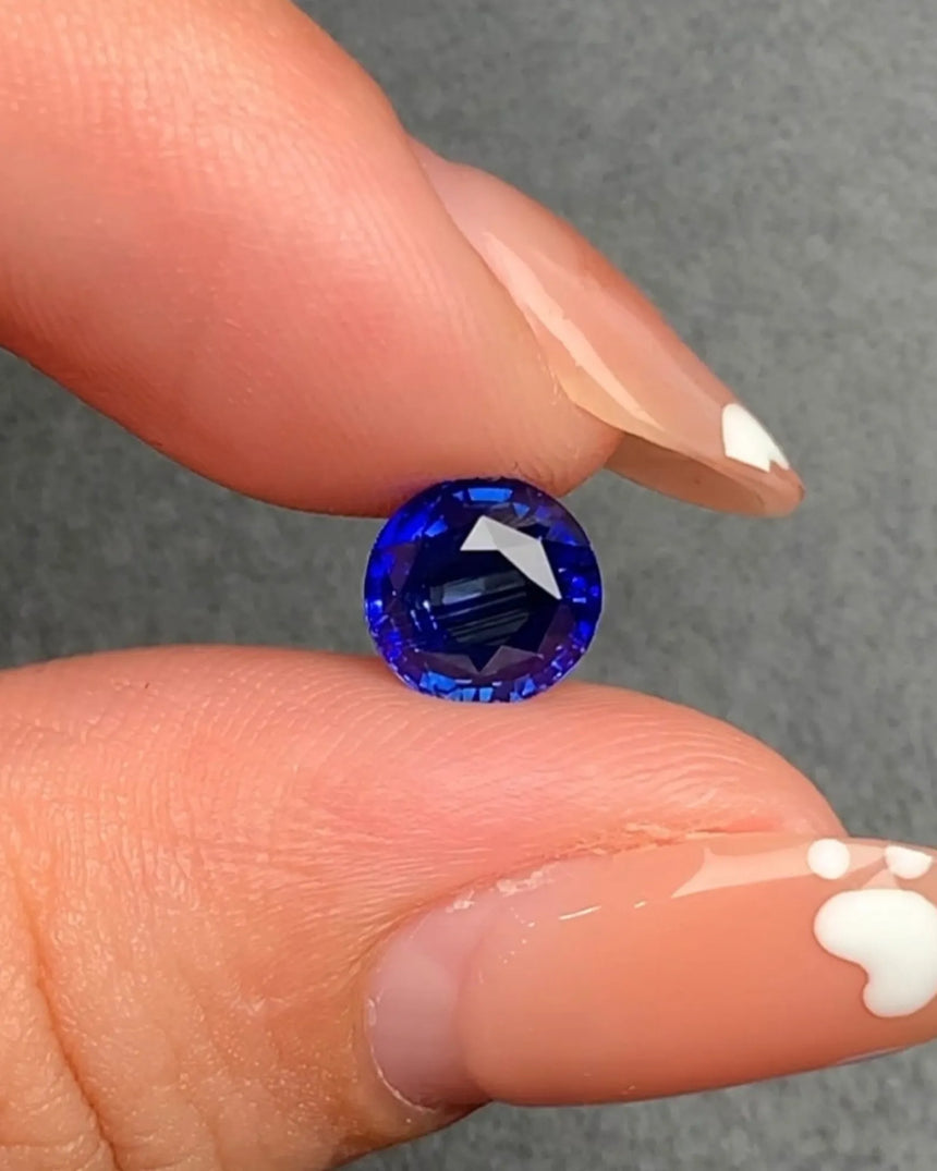 1.50ct Natural Royal Blue Sapphire loose gemstone 6.63 × 6.57 × 4.00 mm | SARATTI