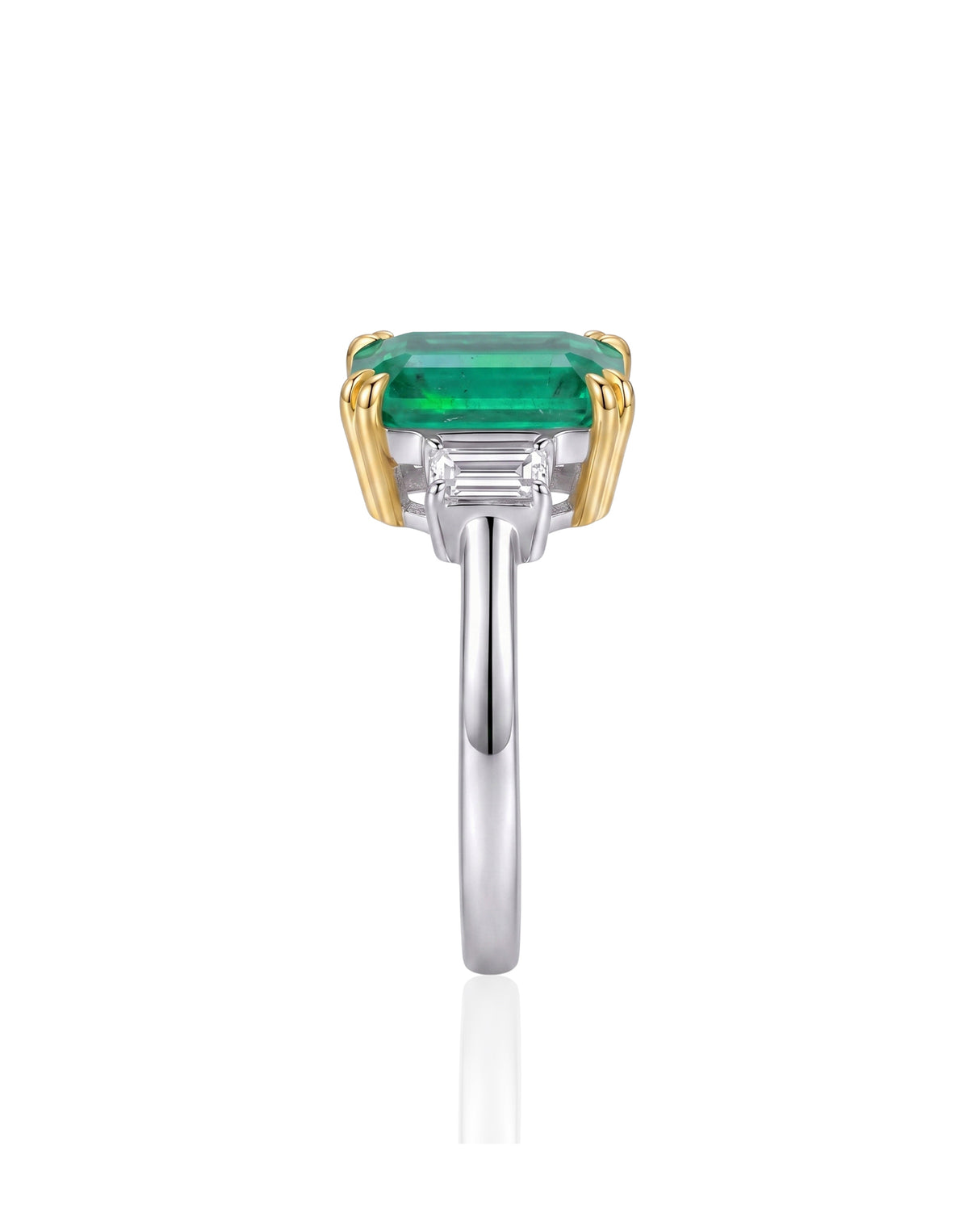 1.5 carat natural emerald and diamond ring in Platinum | SARATTI