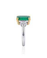 1.5 carat natural emerald and diamond ring in Platinum | SARATTI