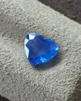 1.91ct Natural Sapphire heart loose gemstone alternate angle | SARATTI