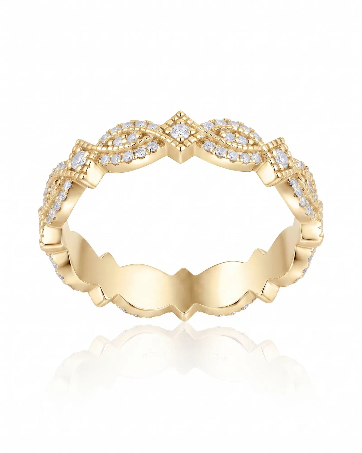 Art Nouveu Wedding Band with Diamonds in White Gold