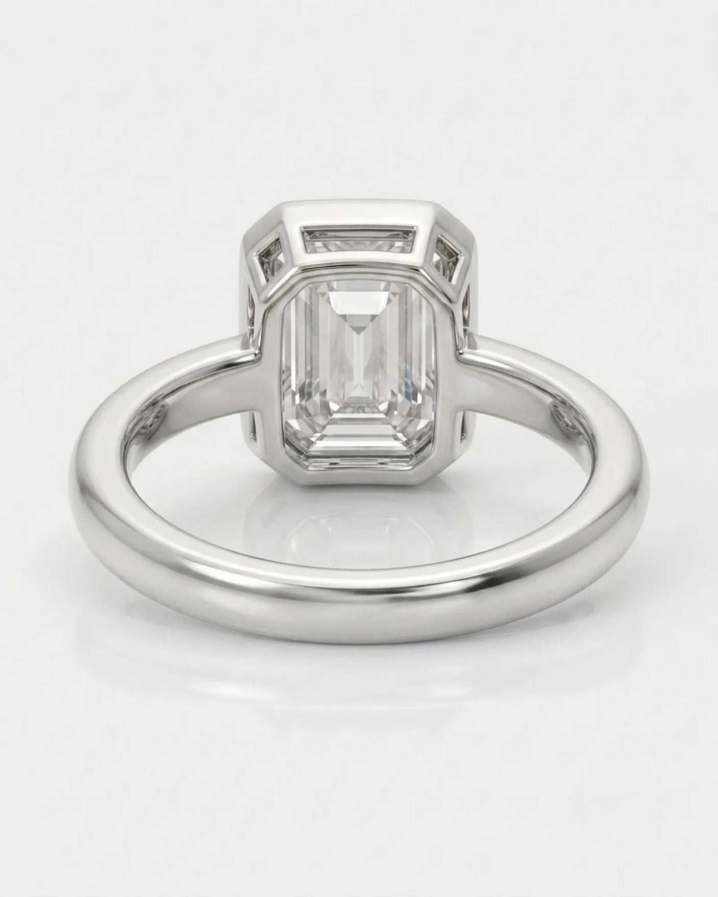 Golden Horizon – Natural Emerald-Cut Diamond Bezel Engagement Ring