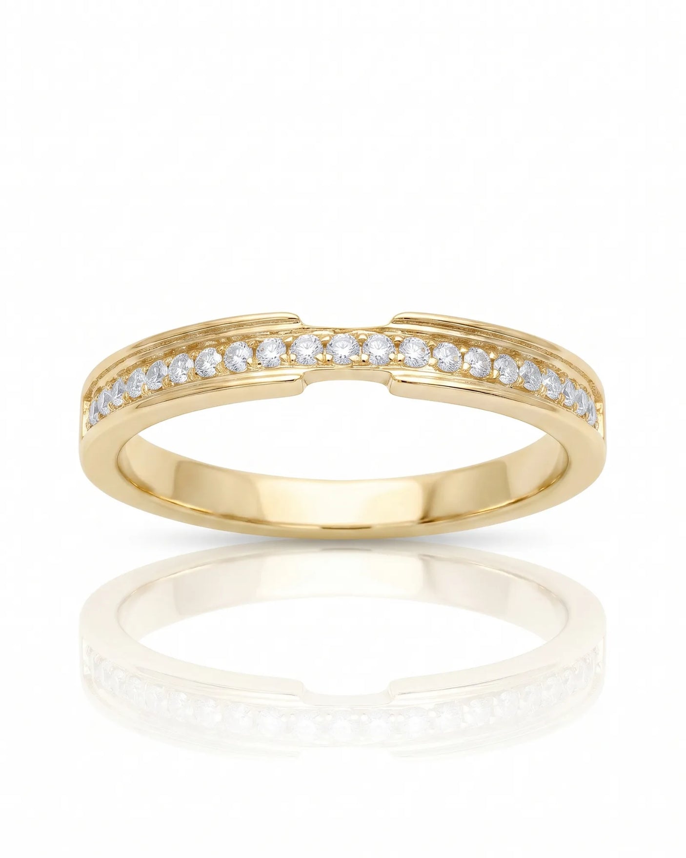 Round Diamond Wedding Band in White Gold