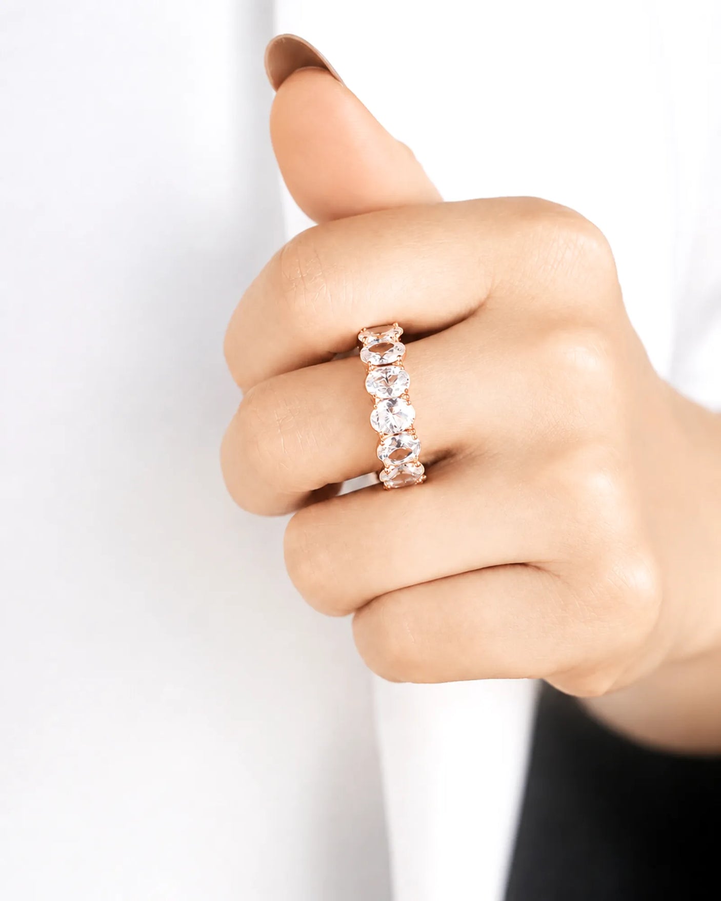 Thick Oval Diamond Wedding Bands 14 carats