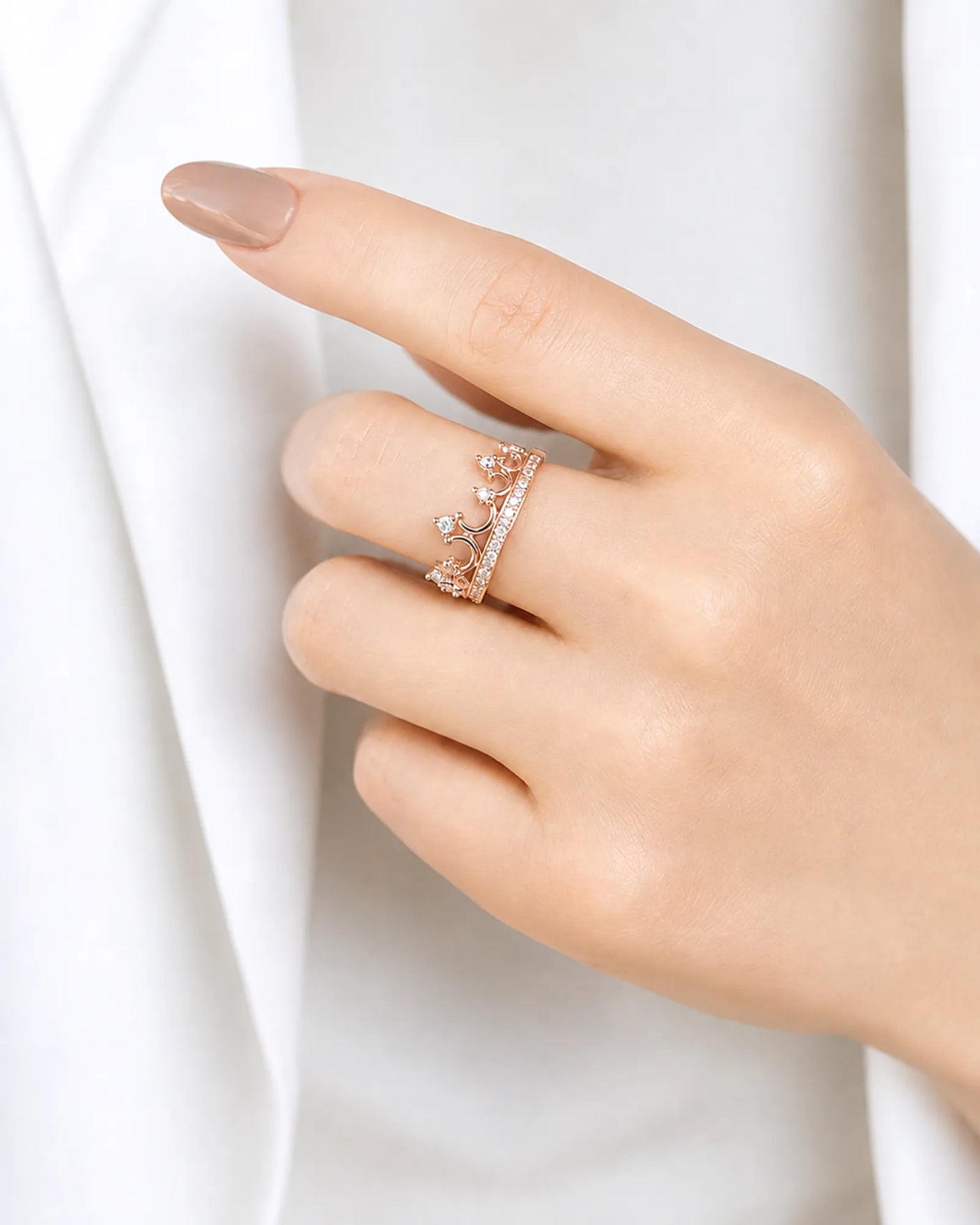 Tiara Wedding Band with Diamonds in White Gold