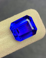 14.8 × 12.4 × 9.4 mm Natural Tanzanite emerald cut face-up view | SARATTI