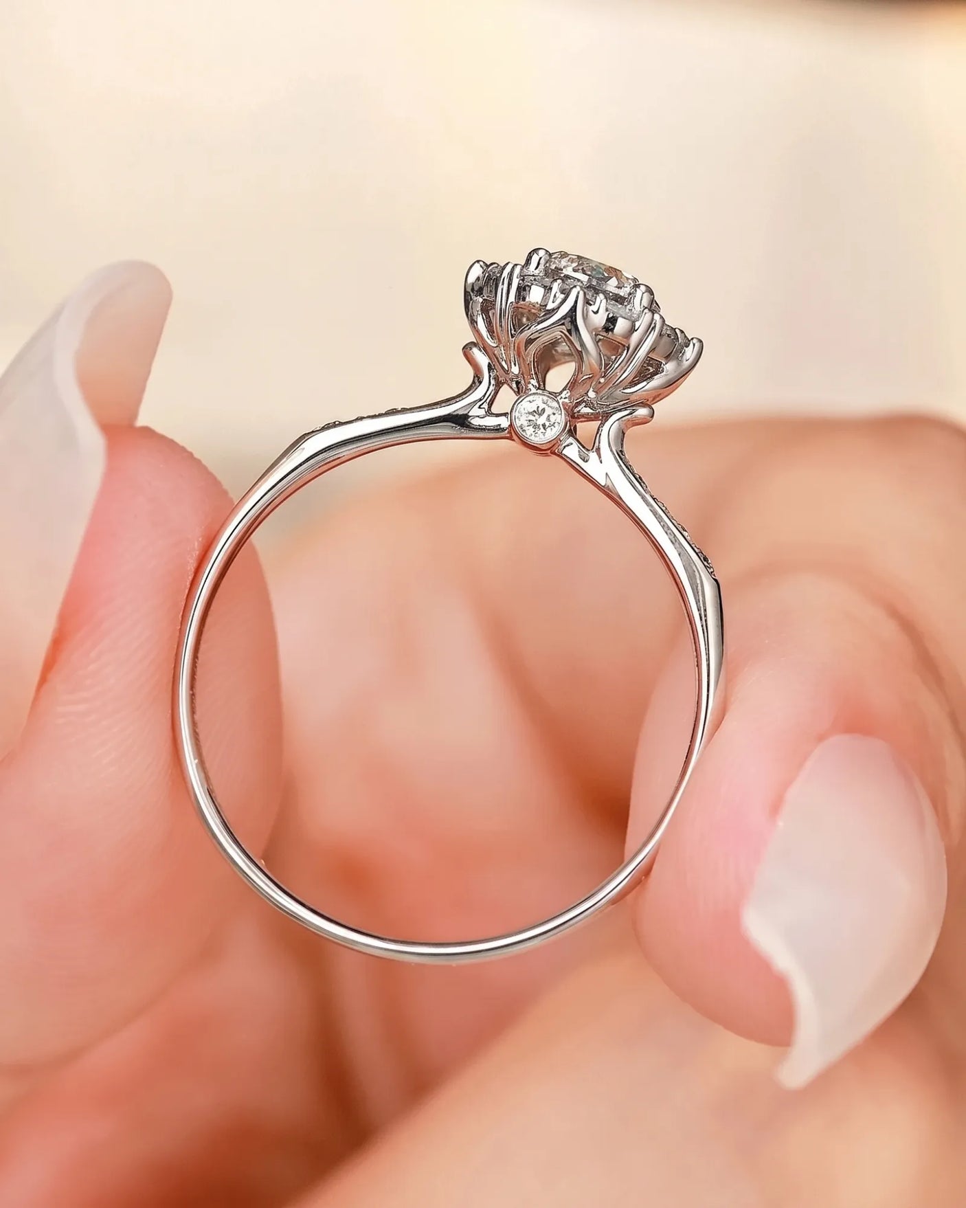Alaya – Heavenly Harmony Natural Round Diamond Halo Engagement Ring