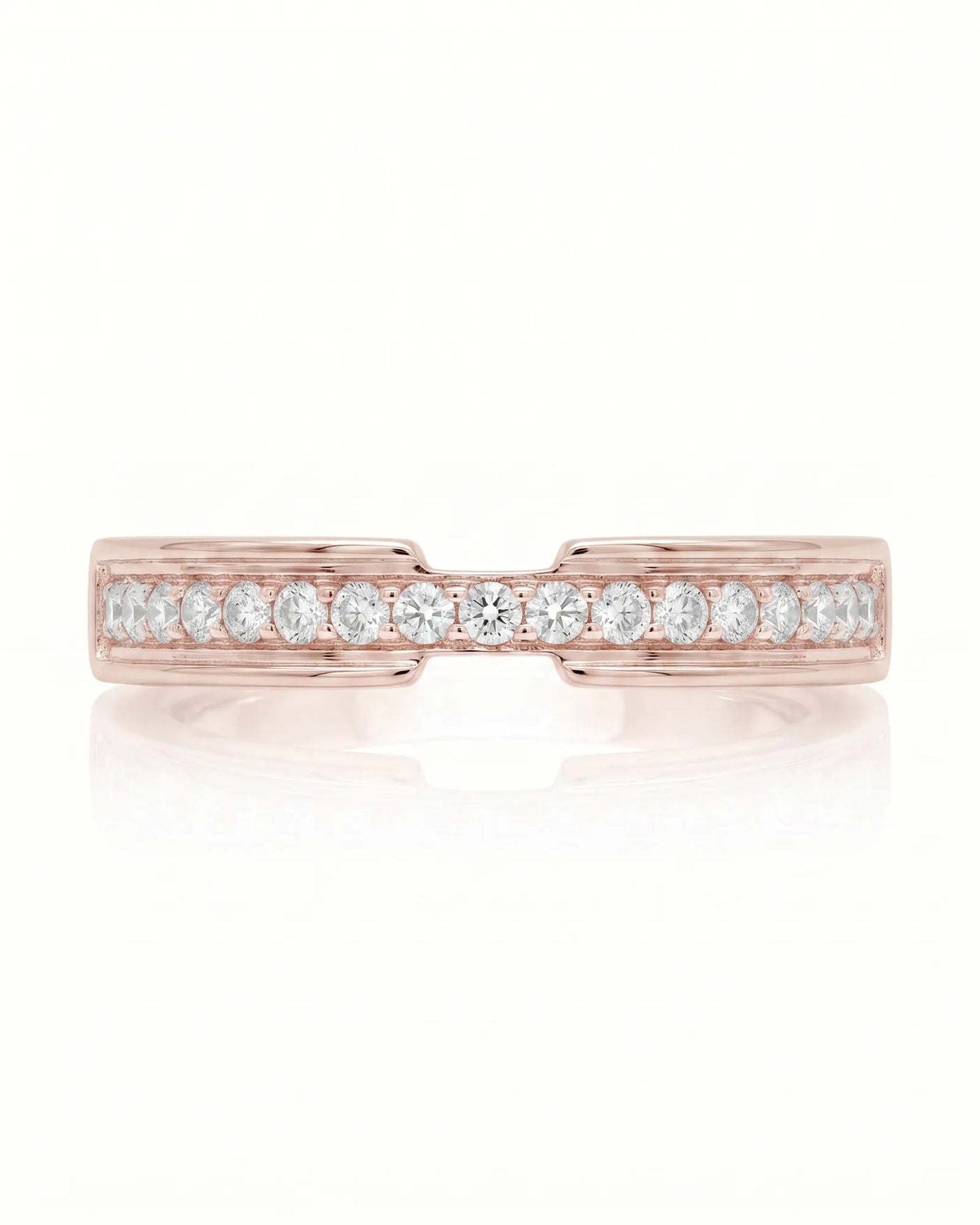 Round Diamond Wedding Band in White Gold