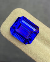 17.02 carats Natural Tanzanite octagonal emerald cut side profile | SARATTI