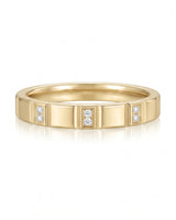 18K yellow gold diamond wedding rings for weddings, anniversaries, engagements, and meaningful couple gifts | SARATTI