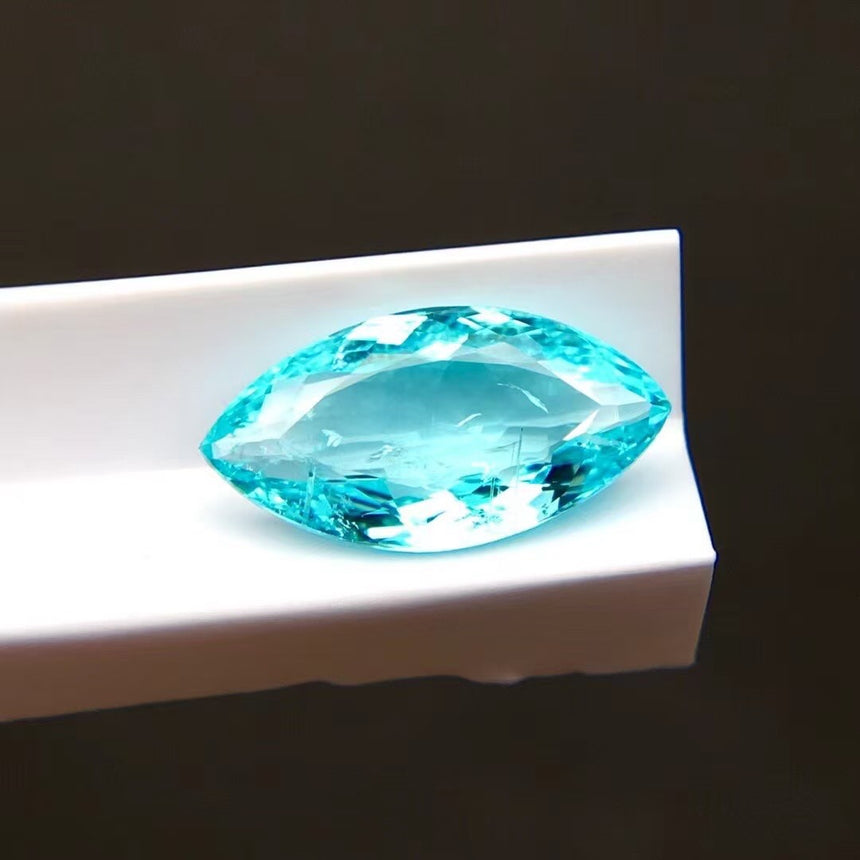 2.07cts Marquise Neon Greenish Blue Paraiba Tourmaline | GUILD Certified