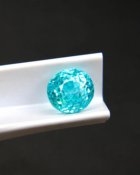 2.07 carats Natural Neon Blue Paraiba Tourmaline oval gemstone showing bright colour character | SARATTI