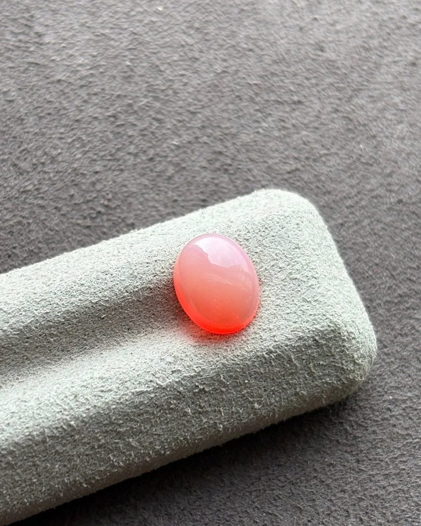 2.1ct Natural Ethiopian Pink Opal oval cabochon front view | SARATTI