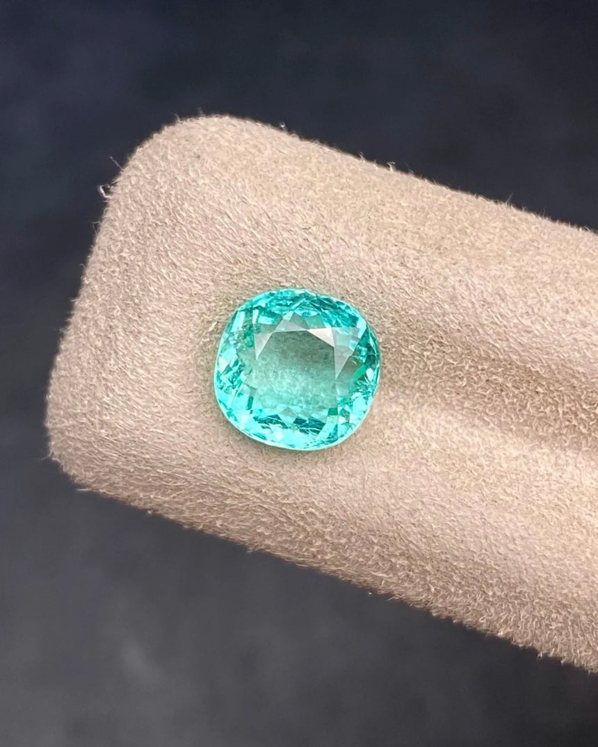 Natural 2.21ct Green Emerald Cushion loose gemstone shown from an alternate viewing angle | SARATTI