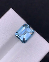 2.38 carat Natural Aquamarine clipped-corner emerald-style cut | SARATTI