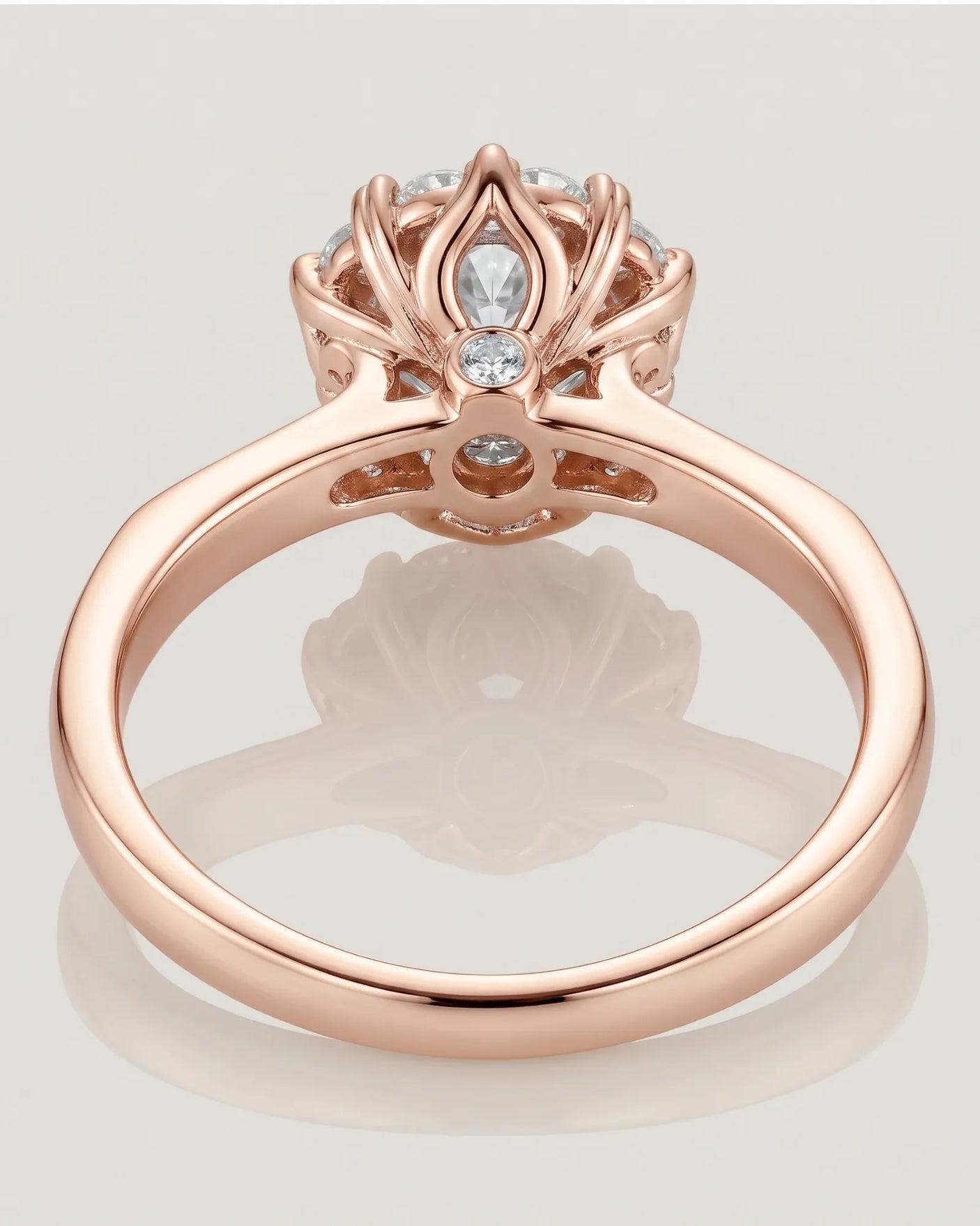 Alaya – Heavenly Harmony Natural Round Diamond Halo Engagement Ring