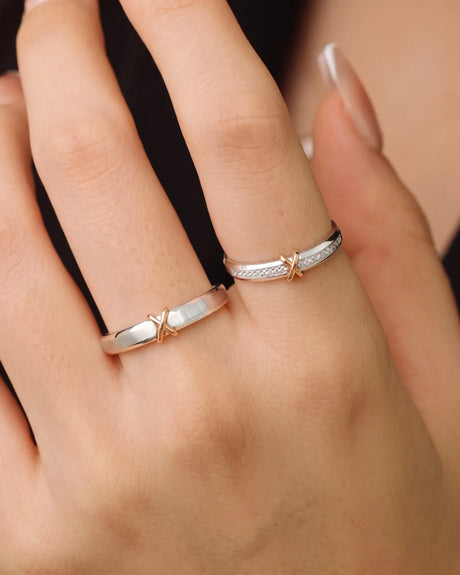 Bacio Two Tone Kiss X Wedding Band Set | His & Hers