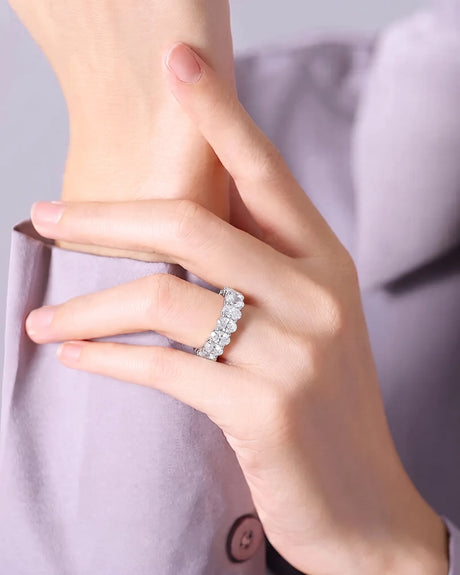 Oval Wedding Band in White Gold Prong Set