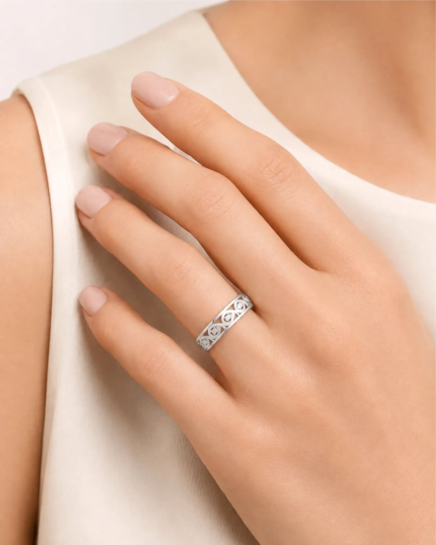 Art Nouveu Wedding Band with Diamonds Yellow Gold