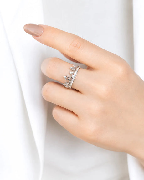 Tiara Wedding Band with Diamonds in White Gold