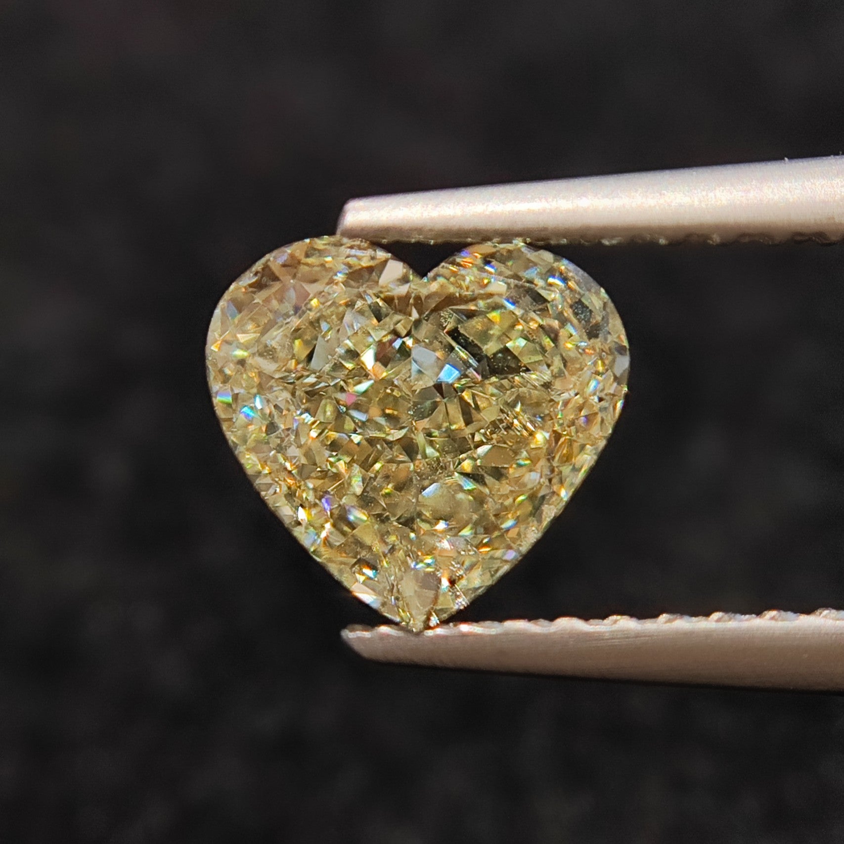 3.01-carat Heart Shaped Fancy Yellow Diamond Gem | Saratti