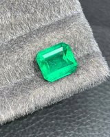 3.60ct Natural Emerald loose gemstone measuring 9.51 by 8.60 by 5.86 millimetres | SARATTI