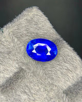 3.60ct Natural Royal Blue Sapphire oval modified brilliant close-up loose gemstone | SARATTI