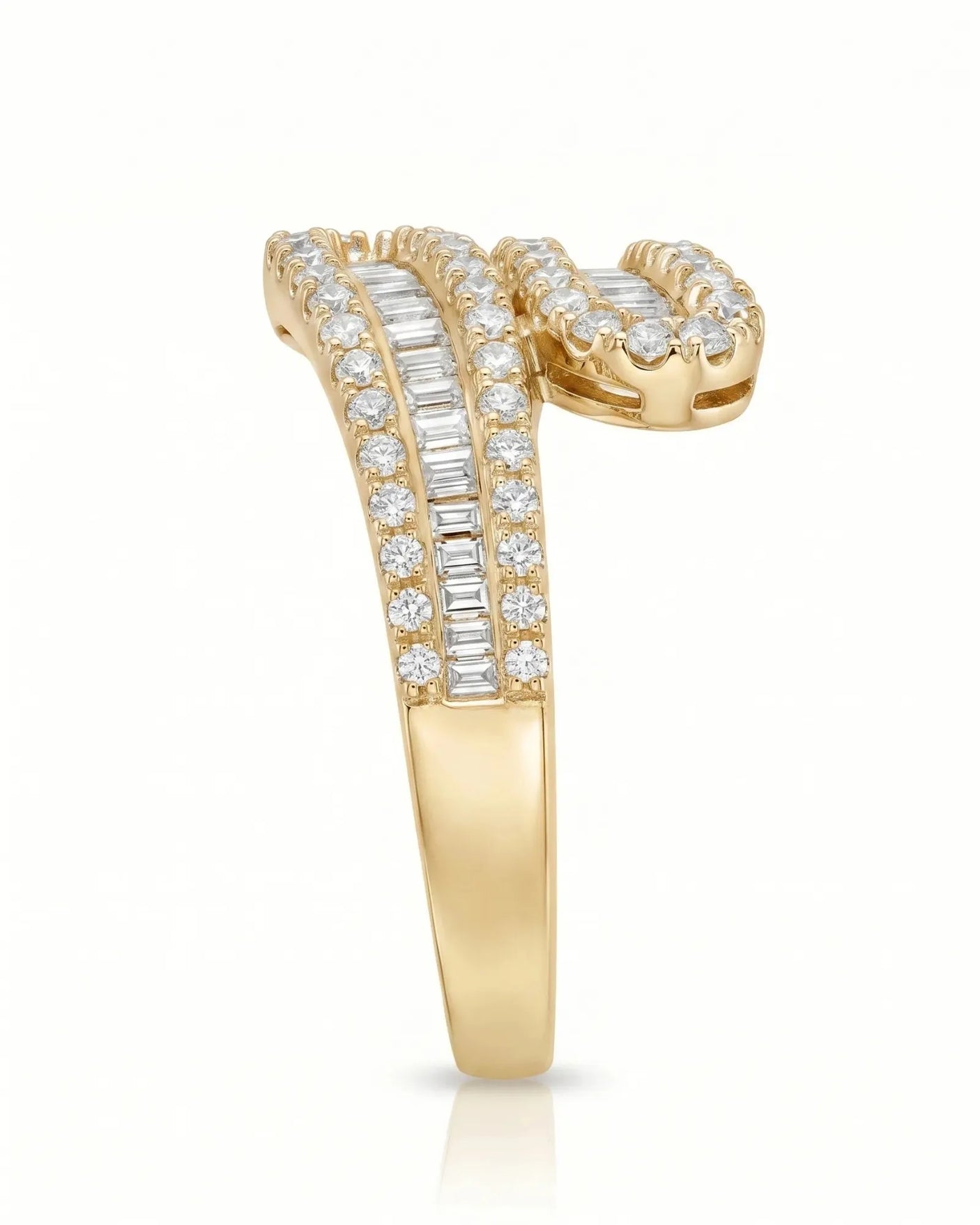 Baguette and Round Diamond Band in White Gold