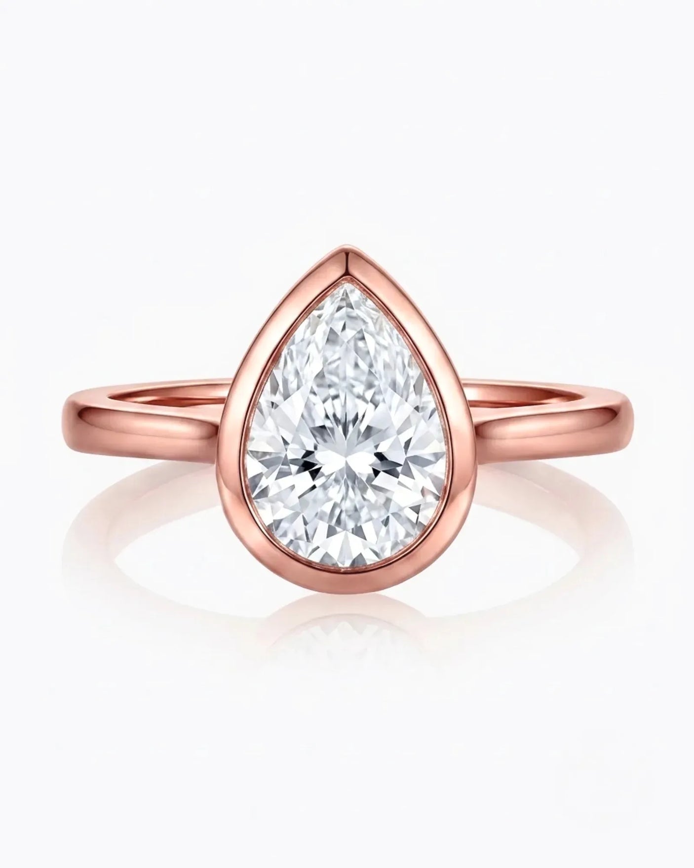 Aurelia's Embrace – Natural Pear-Cut Diamond Bezel Ring