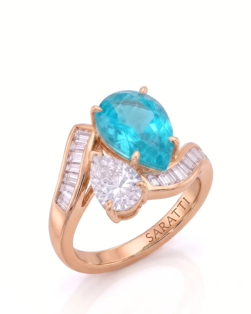Rose gold view of Élan Céleste Pear Paraiba Tourmaline and pear diamond Toi et Moi setting | SARATTI