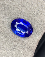2.05ct Natural Sapphire oval shape loose gemstone main view | SARATTI