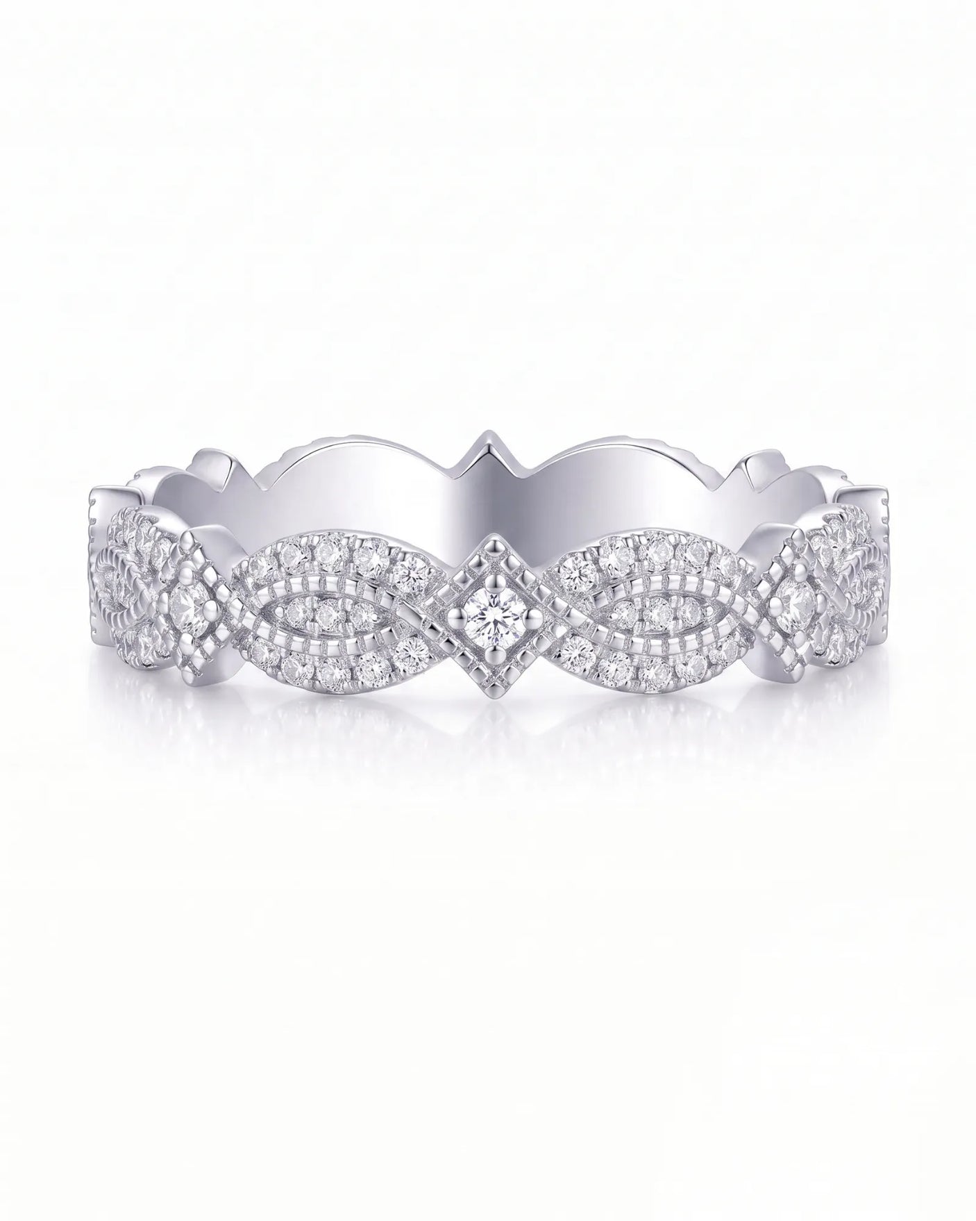 Art Nouveu Wedding Band with Diamonds in White Gold
