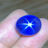 Super Rare 20 carats Oval Cabochon Natural Sapphire Gemstone on Finger | Saratti