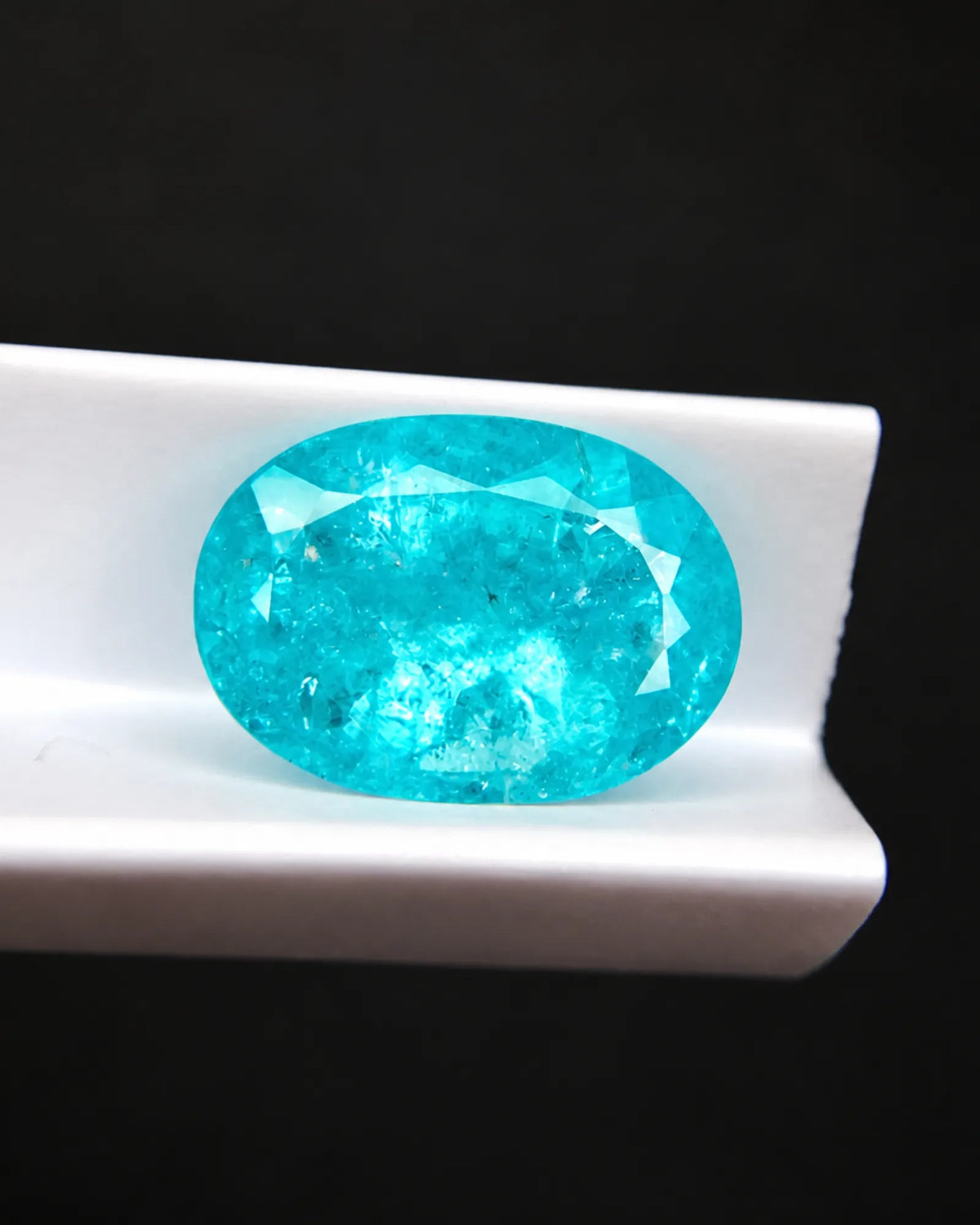 4.67 carats Natural Paraiba Tourmaline oval gemstone showing greenish blue colour character | SARATTI