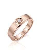 The Mandorla Diamond Ring