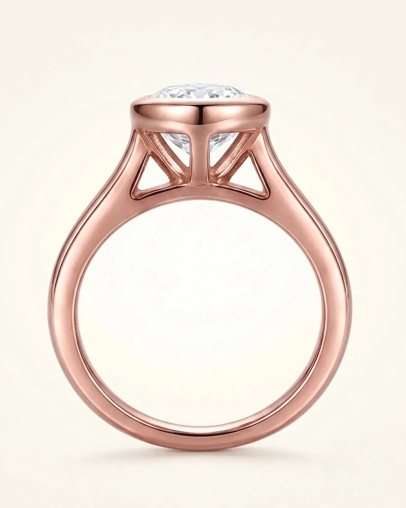 Aurelia's Embrace – Natural Pear-Cut Diamond Bezel Ring