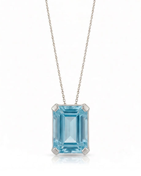 AURELLE emerald cut Aquamarine solitaire necklace setting in white gold front view | SARATTI