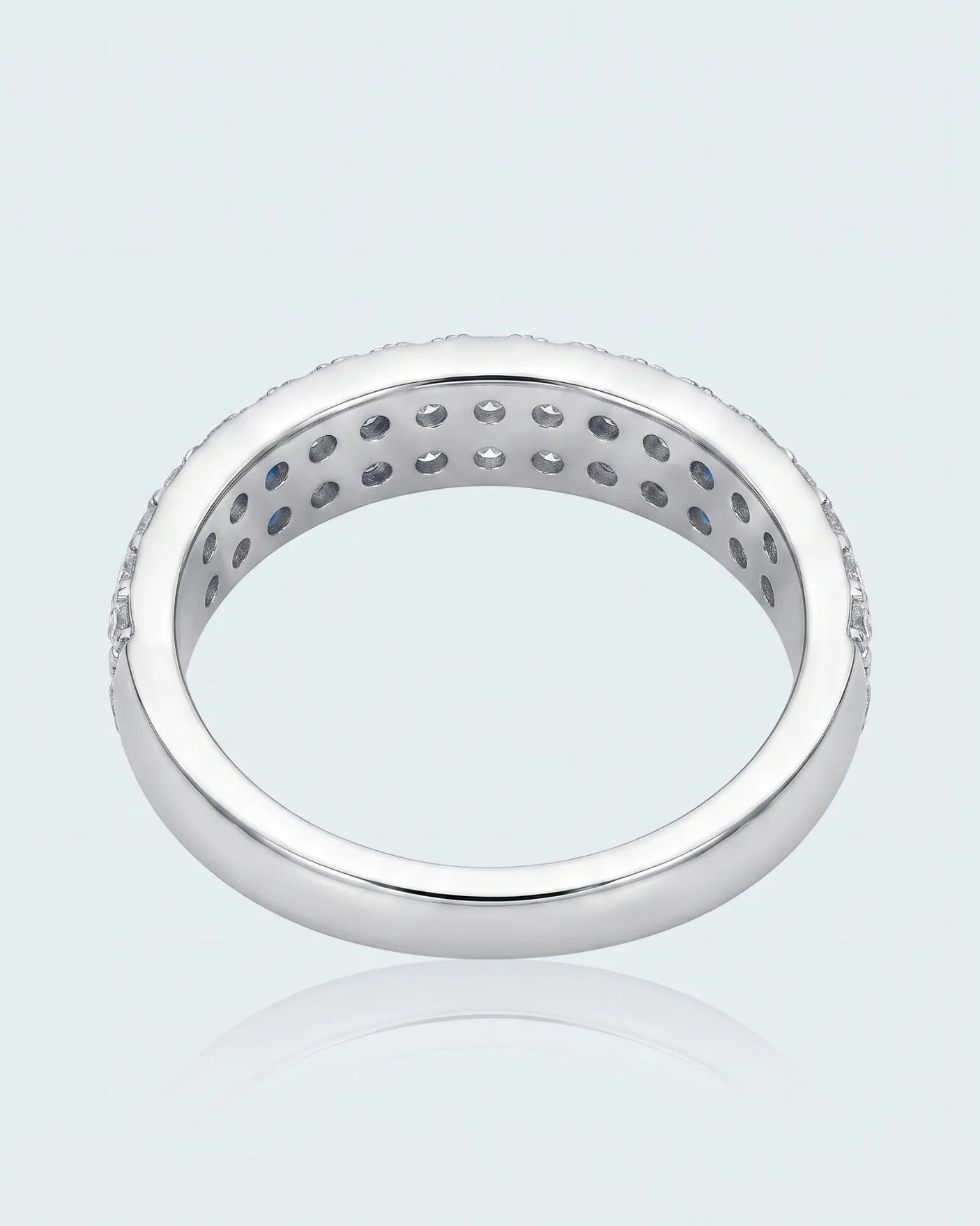 Diamond Infinity Band in Yellow Gold