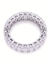 Oval Wedding Band in 18K Yellow Gold