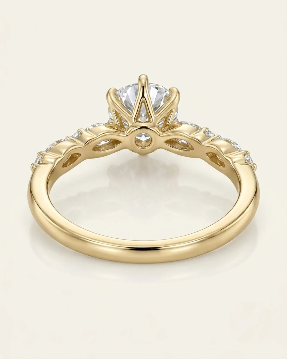 Faye – Natural Round Diamond Six-Prong Engagement Ring