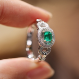 Eterna – Emerald Halo Ring
